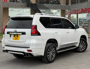 Toyota Land Cruiser Prado 2019 White