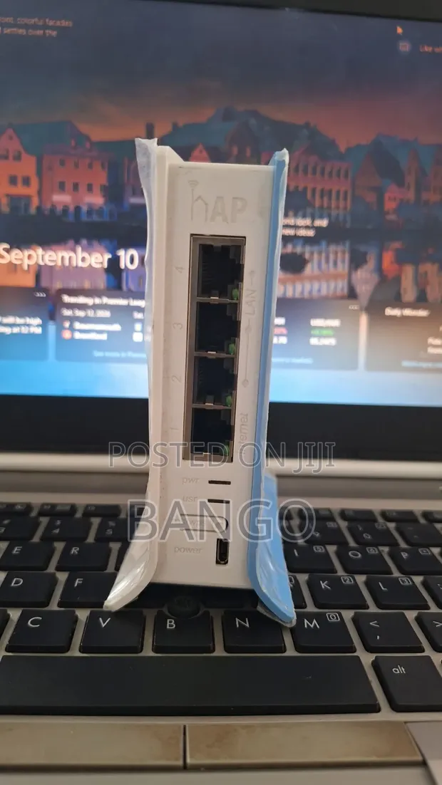 MikroTik RB941 Network Switch - 1