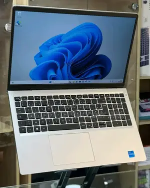 New Dell Pro Essential Laptop 8GB RAM, 512GB SSD