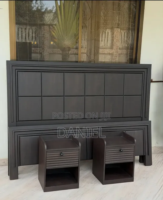 Wood Bed Frame 5x6 Queen Dark Brown - 1