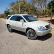 Toyota Harrier 2005 White - 1
