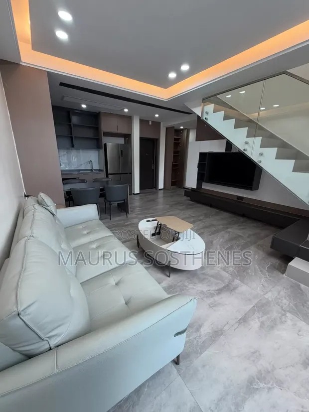 Furnished 2 Bedroom Apartment for Rent in Oyster Bay - 1