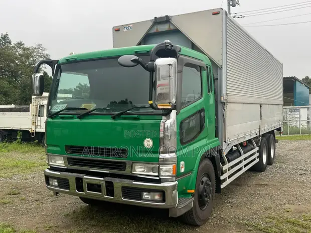 Mitsubishi Fuso Super Great Box Body Truck - 1