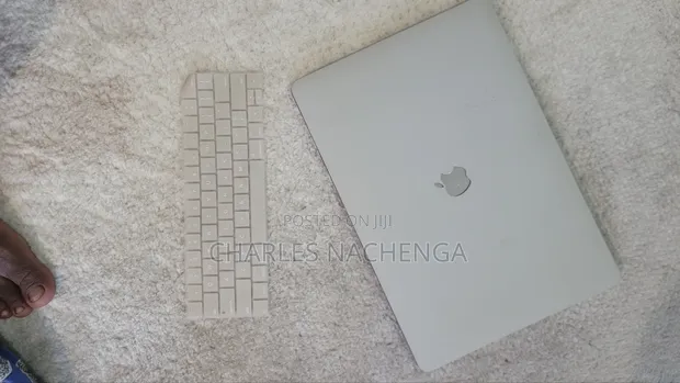 Apple MacBook Pro 2018 16GB RAM, 512GB SSD - 1