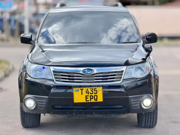 Subaru Forester 2009 Black - 1