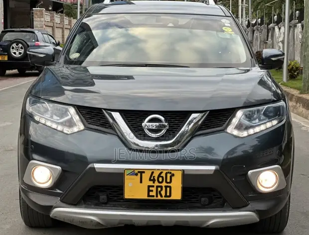 Nissan X-Trail 2015 - 1