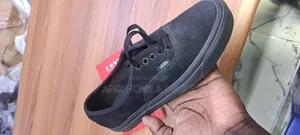 Vans Sneakers - Brand New