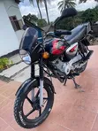 Bajaj Boxer X125 2025 Nyeusi - 5