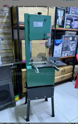 BECO 1100W Mashine ya Kukatia Nyama na Mifupa ya Kazi Nzito