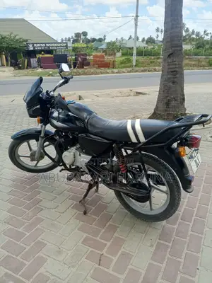 Bajaj Boxer BM 125 2022 Black