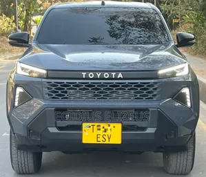 Toyota Hilux TravO Overland 2026