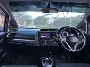 Honda Fit Hybrid 2015 Silver