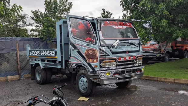 Mitsubishi Fuso Tipper 2009 Bluu - 1
