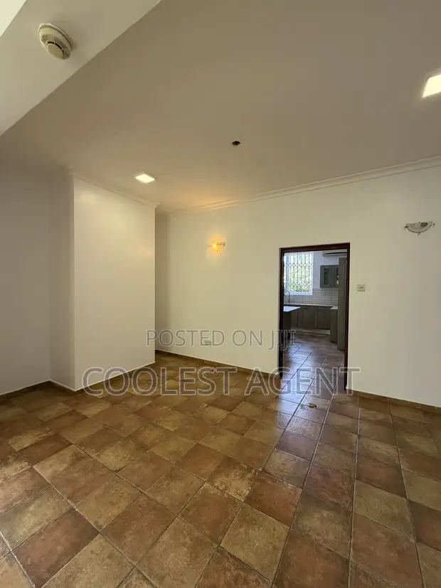 4-Bedroom Diplomatic Villa for Rent, Oyster Bay - 1