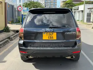 Subaru Forester 2009 Nyeusi