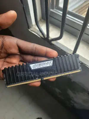 RAM GB 8 DDR4 2400MHz kwa Kompyuta