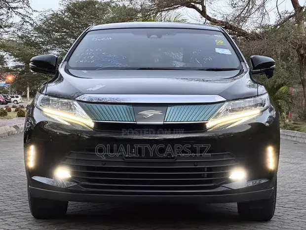 Toyota Harrier 2017 Black - 1
