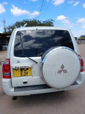 Mitsubishi Pajero 2007 White