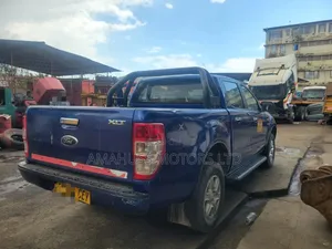Ford Ranger Wildtrak 2014 Bluu