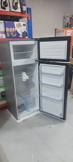 Friji la Mr. Uk F103-12-2di-Wd 216L