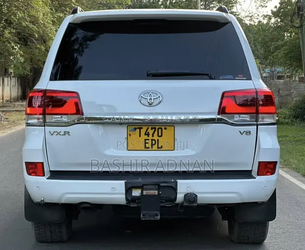 Toyota Land Cruiser 4.5 V8 TD VX.R 2020 Nyeupe - 1