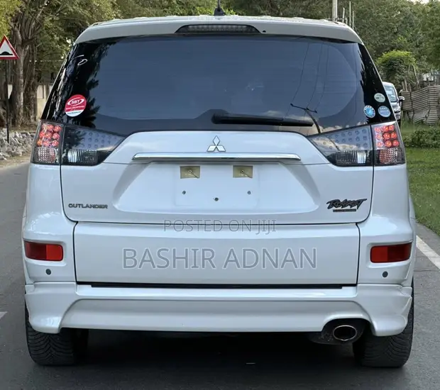 Mitsubishi Outlander 2011 7-Seater Unregistered - 1