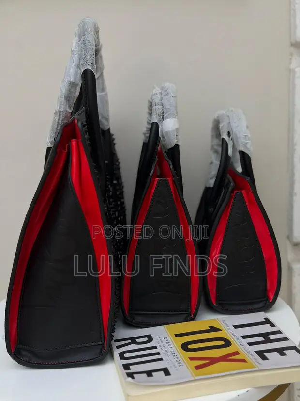 Mkoba wa Christian Louboutin - 1