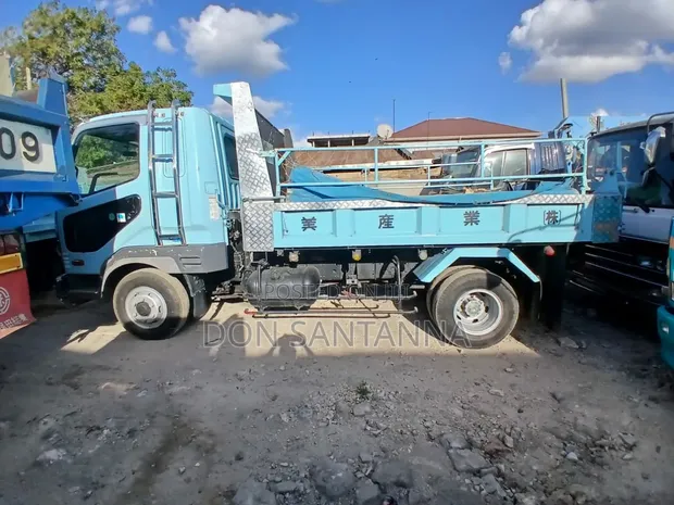 Mitsubishi Fuso Tipper 17 - Brand New - 1