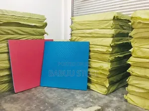 Mat ya Mazoezi Mpya 100x100cm