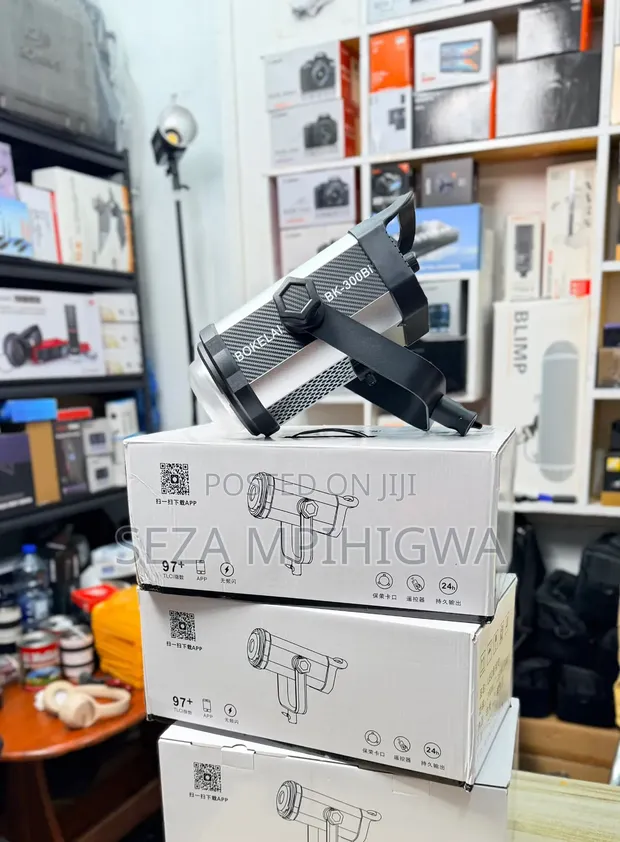 Bokelai BK-300Bi Professional LED Video Light - 1