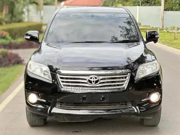 Toyota Vanguard 2010 Nyeusi - 1