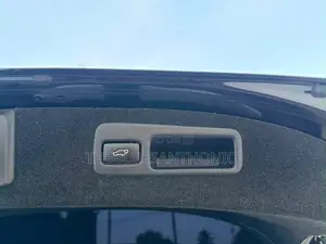 Toyota Harrier 2018 Nyeusi