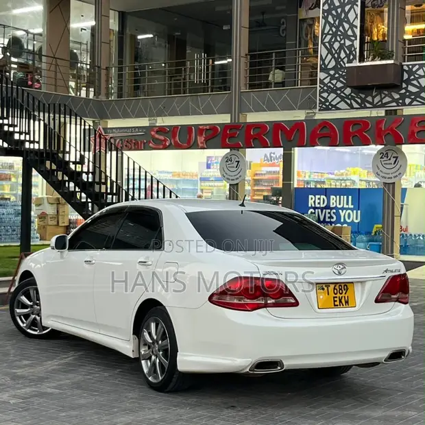 Toyota Crown Athlete 2009 - 1