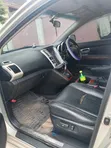Toyota Harrier 2005 Nyeupe - 5