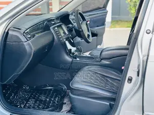Toyota Crown 2006 Nyeupe