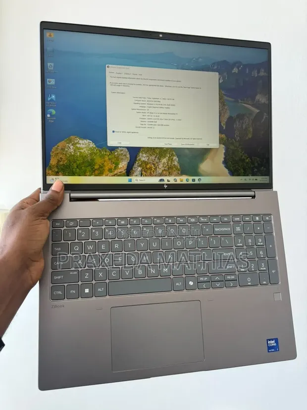 New HP ZBook Firefly 16 G10 Laptop - 1