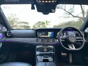 Mercedes-Benz E200 2016 Nyeupe