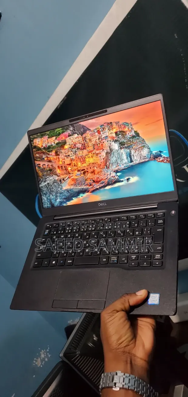 Laptop Dell Latitude 7300 - Core i5, 8GB RAM, 256GB SSD - 1