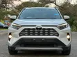Toyota RAV4 2021 Nyeupe - 1
