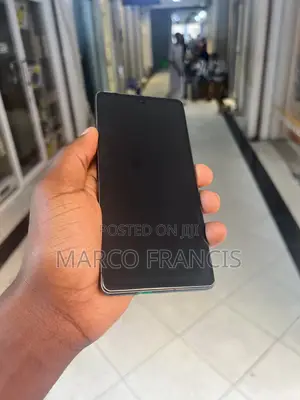 Google Pixel 7 128GB Nyeusi