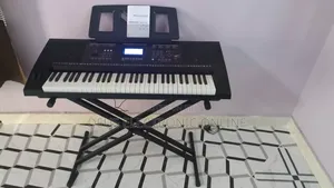 Yamaha PSR-S770 Digital Workstation Keyboard