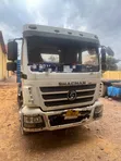 Shacman M3000 6x4 Lori lenye Trela la Axle 3 - 2