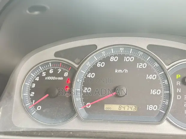 Toyota Alphard V 2005 Pearl - 1