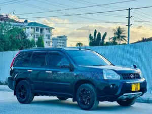 Nissan X-Trail 2009 Nyeusi