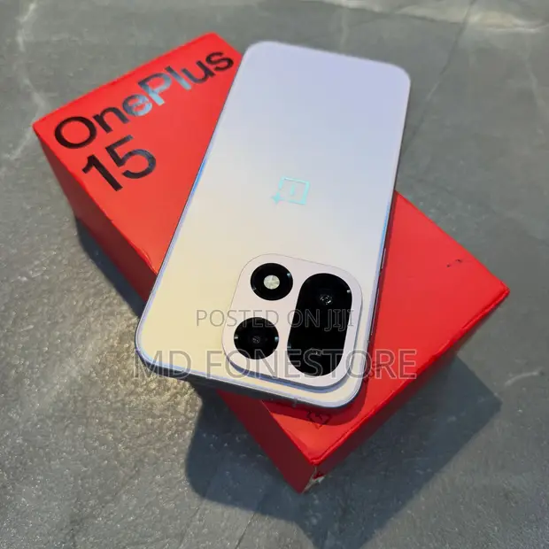 New OnePlus 15 512GB Silver - 1