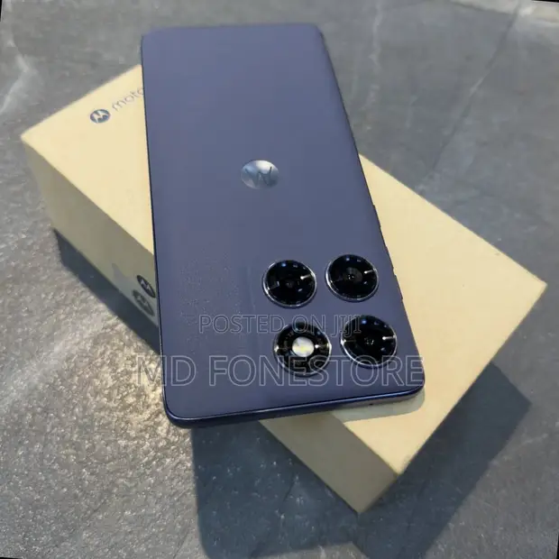 New Motorola Edge 60 Fusion 256GB Purple - 1