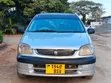 Toyota Raum 1999 Nyeupe - 1
