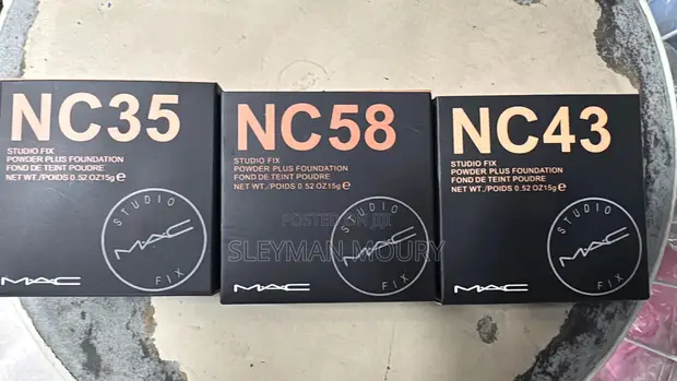 MAC Powder Plus Foundation - 1