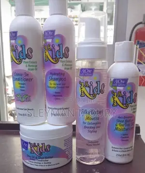 At One With Nature Kids Hair Care Set