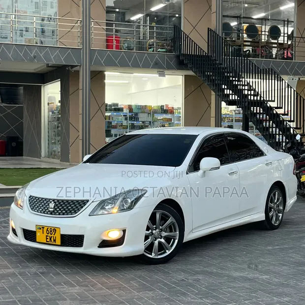 Toyota Crown Athlete 2009 - 1